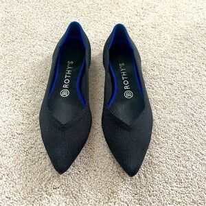 EUC Rothy’s The Point Flat Size 9